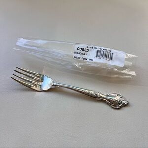 Lunt Silversmith Delacourt Sterling Silver Salad Fork